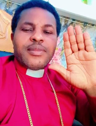 photo_5814581087182112741_y (1)